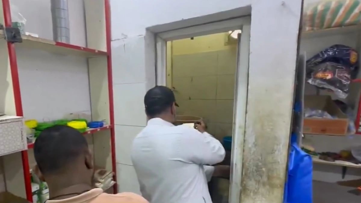 ضبط ثلاث عمارات سكنية تضم أنشطة مخالفة في جدة.. فيديو