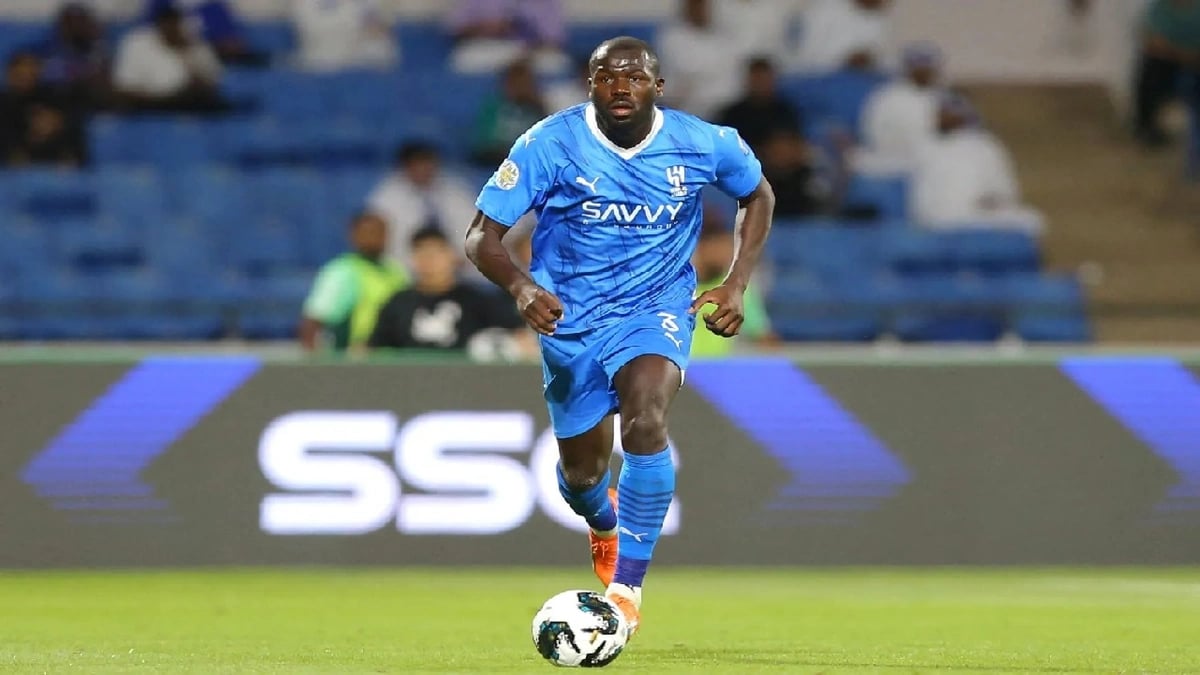 إنزاغي يطلب تجديد عقد كوليبالي لموسم واحد