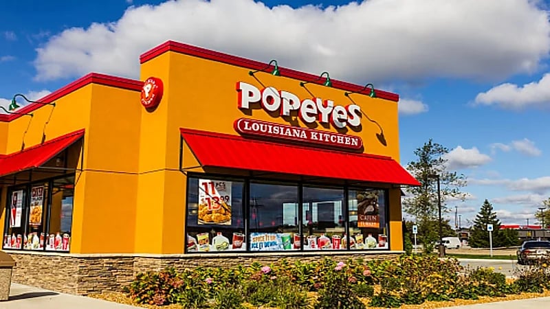 مطاعم بوبايز تفتح باب التوظيف للعمل بفروعها في عدة مدن