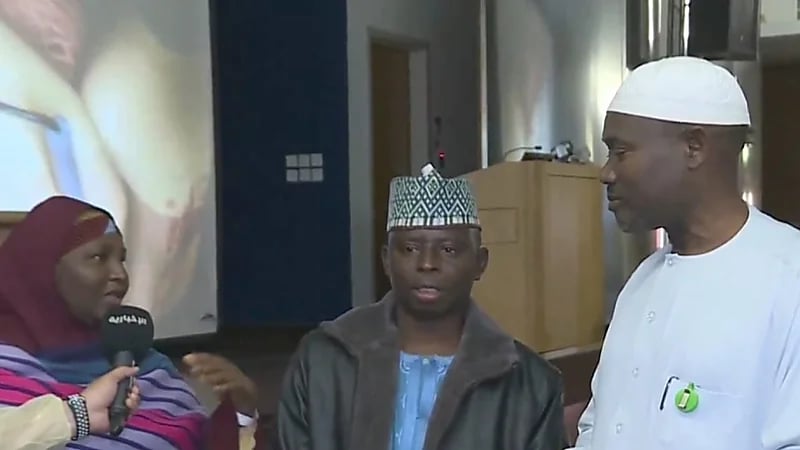 والدة التوأم السيامي: لم أكف عن الدعاء للمملكة قيادة وشعبا .. فيديو