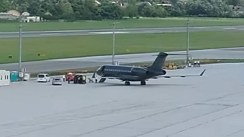 لحظة وصول جواو فيليكس إلى النمسا بطائرة رونالدو