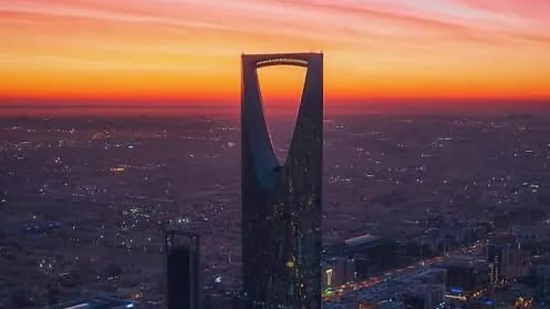 شروق الشمس في الرياض يبلغ ذروته المبكرة لهذا العام