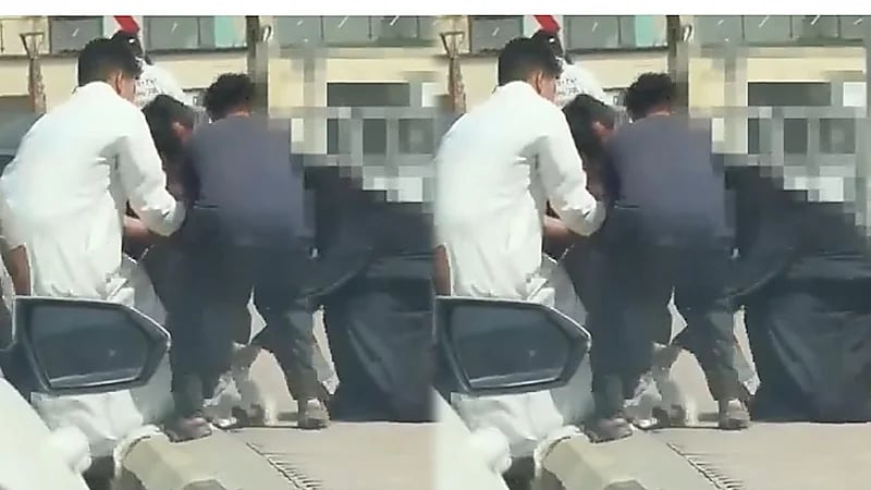 موقف بطولي لممرضة أنقذت مقيم تعرض لحادث مروري في الرياض.. فيديو