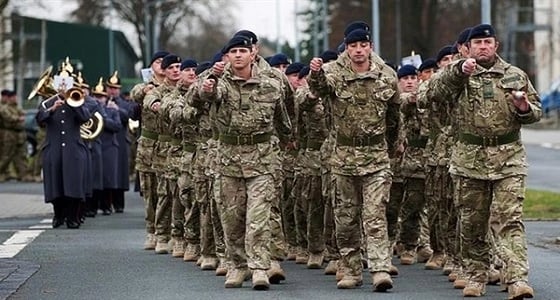 " التايمز " : تراجع رغبة البريطانيين فى التجنيد بسبب الروتين وكثرة الإجراءات