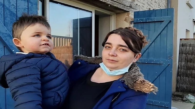 سيدة تقود حملة ضد قنصلية بلادها من أجل زوجها