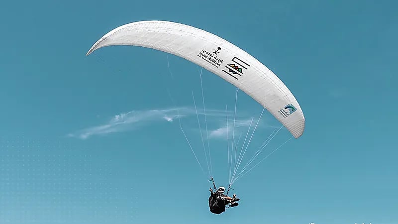 شاهين يعلن إنطلاق بطولة العالم للطيران الشراعي في بلغاريا.. فيديو