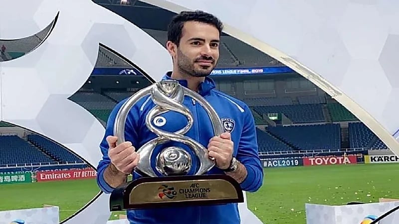 الوحدة يضم أمير كردي رسميًا إلى صفوفه