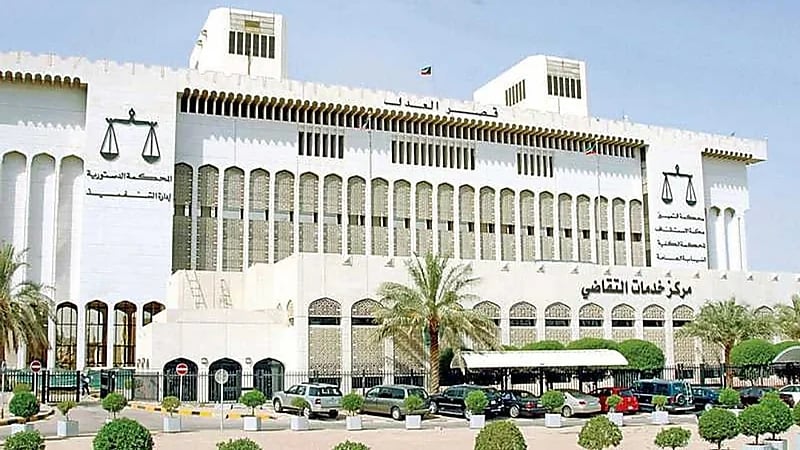 الحكم بإعدام 5 إيرانيين لإدخالهم كمية ضخمة من الحشيش للكويت