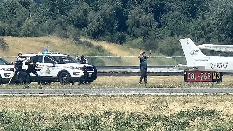 إغلاق مؤقت لمطار فانكوفر بعد بلاغ عن اختطاف طائرة