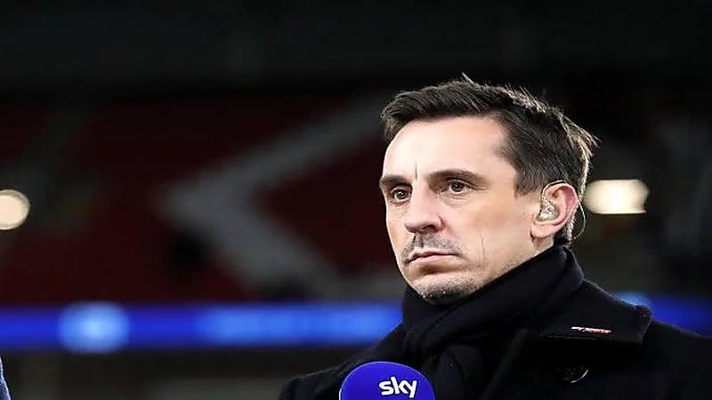 غاري نيفيل لـ "مانشستر يونايتد": انهوا التعاقد مع رونالدو سريعا