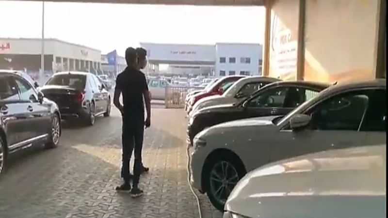 بالفيديو.. ارتفاع أسعار السيارات المستعملة في السوق المحلية 10%