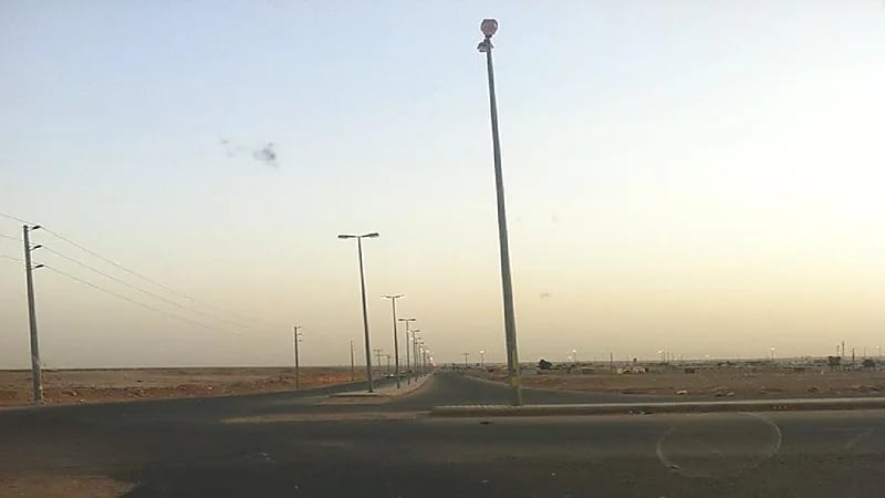 أهالي حي قرطبة بعرعر يعانون من ضعف الإنترنت.. ويطالبون بتوفير برج إتصالات