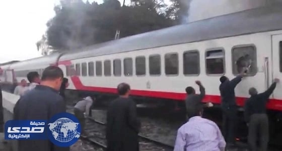 اشتعال قطار في صعيد مصر بسبب ماس كهربائي
