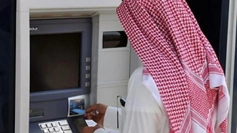 فيديو.. عضو شورى يعدد فوائد تطبيق "صرف الراتب أسبوعياً"