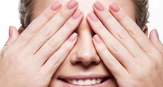 عادات ضارة تمنع نمو أظافرك