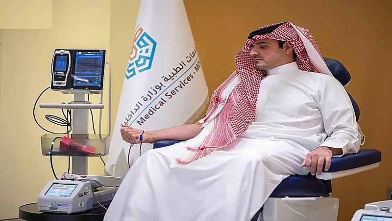 وزير الداخلية يرفع الشكر للقيادة بمناسبة إطلاق الحملة السنوية للتبرع بالدم