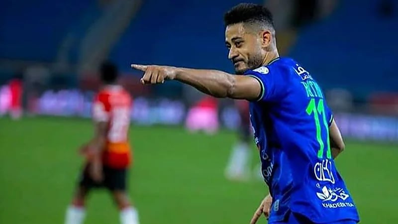 الفتح يرد على محاولات استهداف مراد باتنا : اللاعب مش للبيع