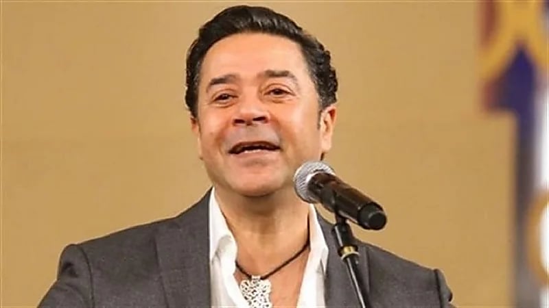 مدحت صالح يكشف صورته مع والدته لأول مرة ويعلن عن مفاجأة لجمهوره