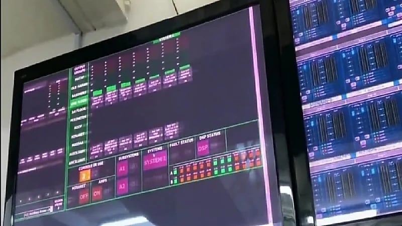 قرابة 7500 سماعة.. أضخم نظام صوتي على وجه الأرض في المسجد الحرام (فيدبو)