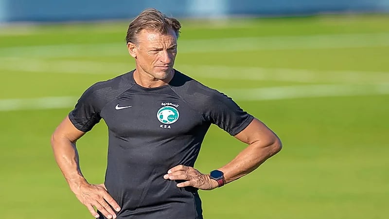 رينارد يجتمع باللاعبين الأربعاء قبل مواجهتي البحرين وأستراليا