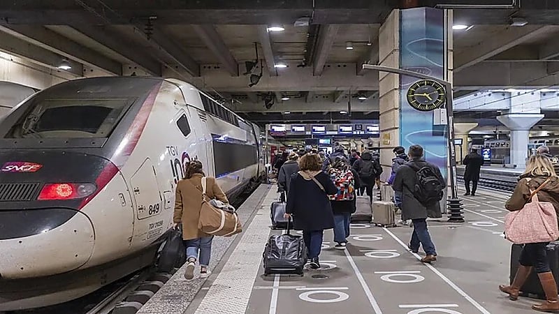 هجوم يستهدف سكك حديد فرنسا قبل بدء حفل افتتاح الألعاب الأولمبية