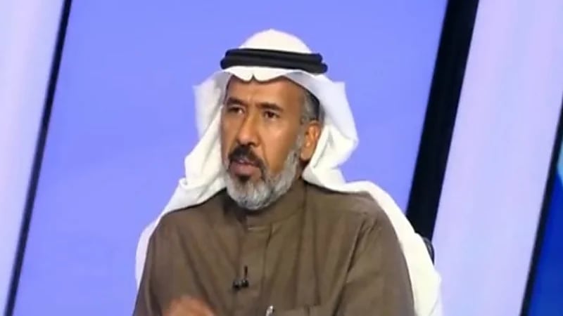 مختص يكشف عن المتضرر الأكبر من الصدام مع العملاء في مواقع التواصل "فيديو"