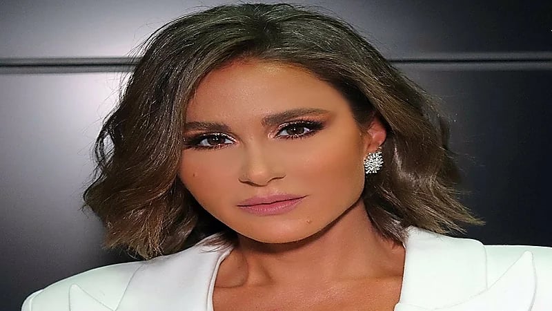 ديما قندلفت تصدم حسن الرداد بشخصية الطاووس