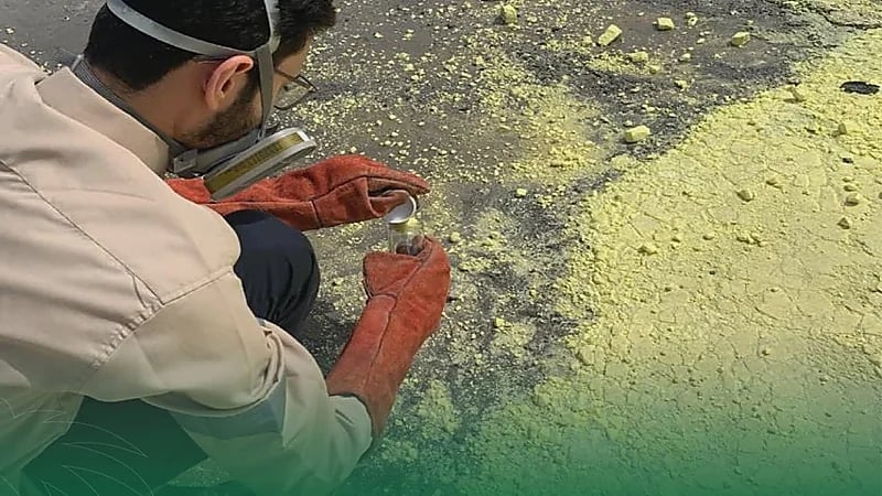 بالصور.. رصد بلاغ انسكاب مواد كيميائية بالشرقية