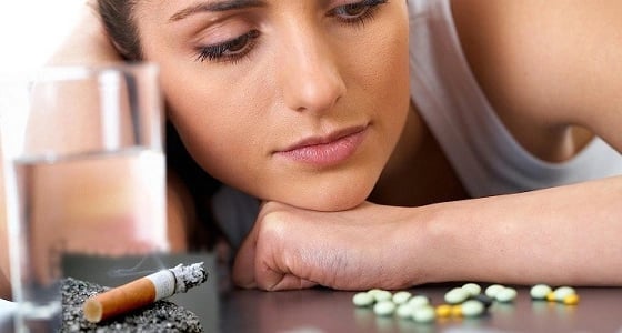 أضرار التدخين مع تعاطي حبوب منع الحمل