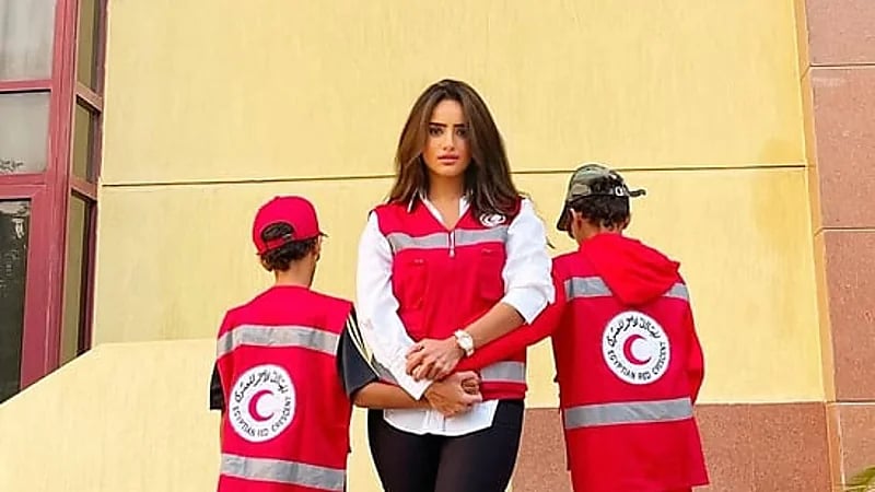 زينة تواجه تهمًا بالسب ومحاولة التعدي على رجل أعمال