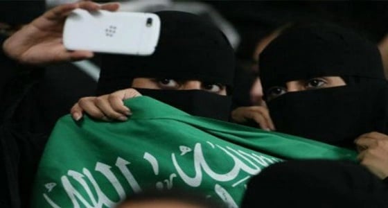 العالم يترقب أول حضور للمرأة في الملاعب.. والإعلام الدولي يشيد بسمو ولي العهد