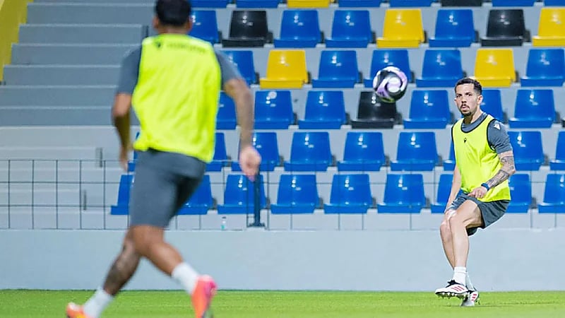 التعاون يحاول التخلص من فلافيو ميدييروس