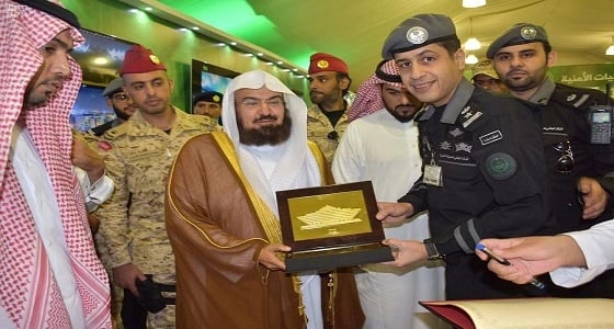 كلمة " السديس " خلال زيارته لجناح رئاسة الحرمين في الجنادرية 32