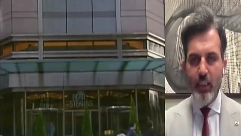 مختص: مشكلة الأزمة المالية في أمريكا حاليا هي مسألة "عناد" (فيديو)