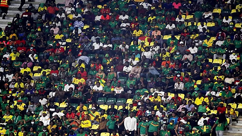 فيديو وصور.. مصرع 6 مشجعين في مباراة الكاميرون وجزر القمر