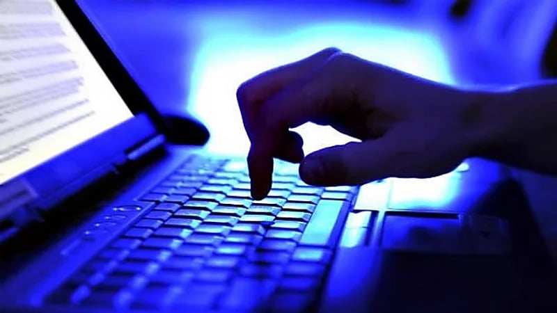 بالفيديو.. ‏عقوبات نظامية تنتظر المناشدين بسداد الفواتير وطلاب الحاجات عبر تويتر