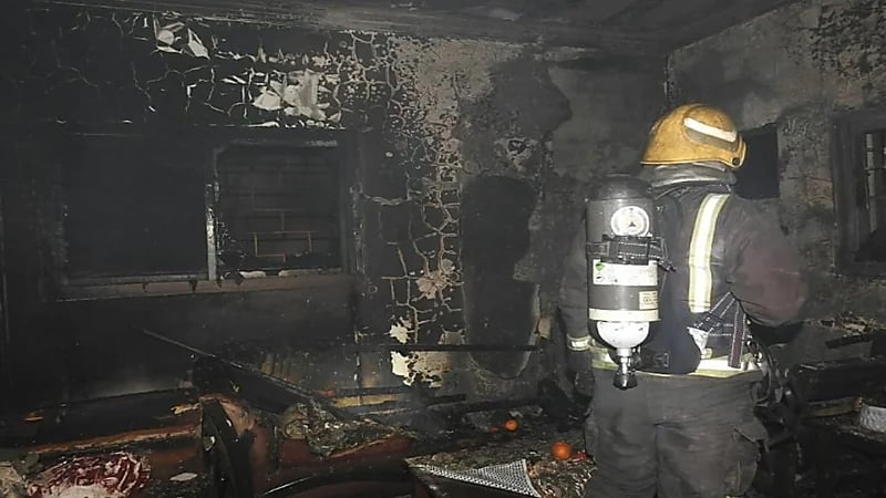 بالصور.. اندلاع حريق في شقة سكنية بالمدينة المنورة