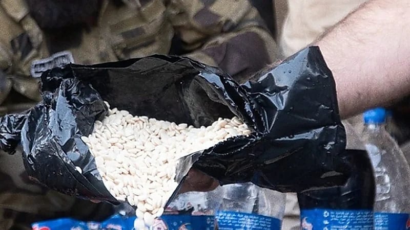 سوريا تحبط محاولة تهريب مليون قرص مخدر للمملكة.. صور