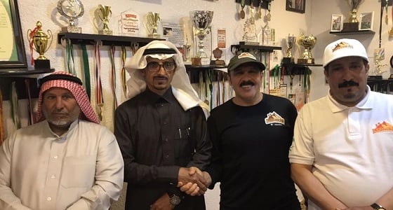 بالصور.. " هايكنج السعودية " بعسير في زيارة لمنزل العداء العاصمي