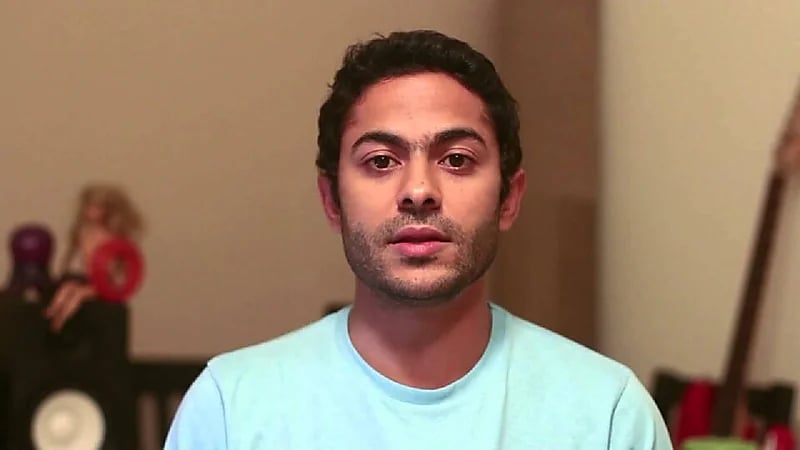 طليقة مغني مصري شهير تتهمه باغتصابها