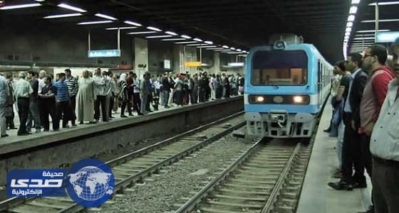 بالصور.. شاب يتنكر بملابس نسائية ليتحرش بهن في محطة «مترو» بمصر