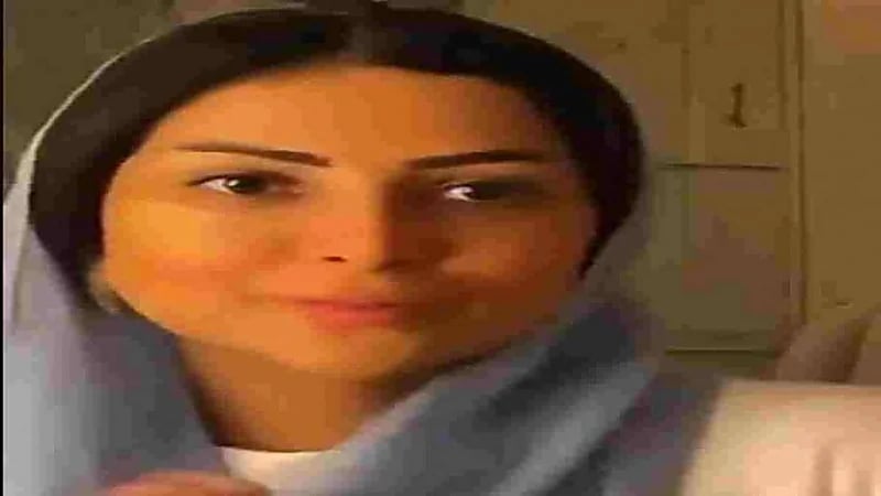 بالفيديو.. عاصفة رملية تعرض حياة العنود عبدالله للخطر