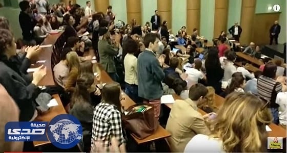 بالفيديو.. طلبة فرنسيون يهتفون لفلسطين حال وجود السفيرة الإسرائيلية
