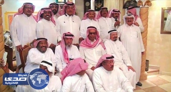 بالصور .. لمسة وفاء من الفنانيين السعوديين تجاه زملائهم القدامى