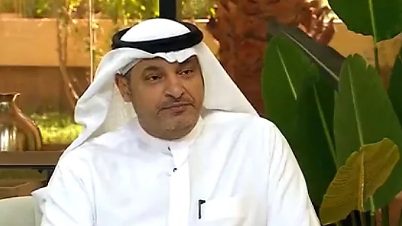 استشاري: تناول الدهون يُبطئ عملية الهضم وننصح بالإكثار من السوائل (فيديو)