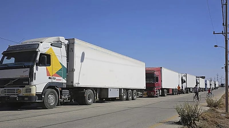 السماح لملاك الشاحنات المستوردة قبل يناير 2021 بتسجيلها نقل عام