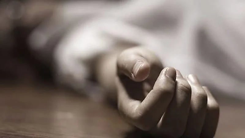 مغربي يـقـتـل والدته خنقًا ويسلم نفسه للشرطة