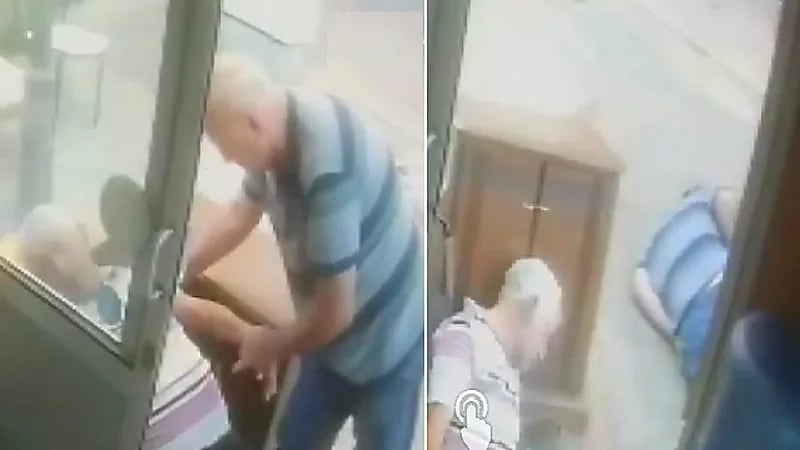 وفاة مأساوية لصديقين مسنين إثر نوبات قلبية خلال محاولة إنقاذ..فيديو