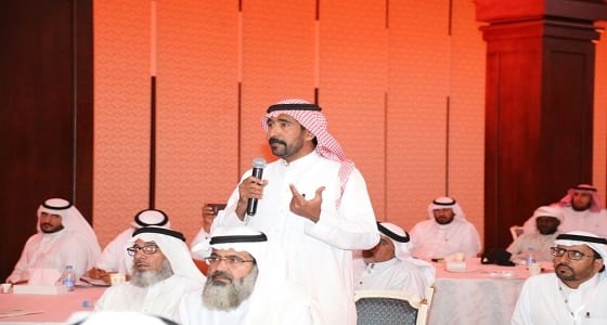 بالصور.. مشاركو منتدى النحالين الوطني يطالبون بإنشاء لجنة استشارية