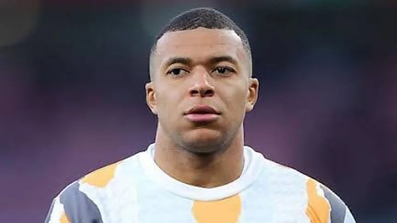 مبابي يتقدم بشكوى ضد باريس سان جيرمان بتهمة الابتزاز